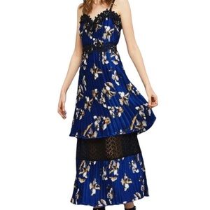 NWT Foxiedox Pleated Maxi